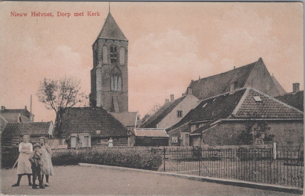 Mooie Oude Ansichtkaart Van Nieuw Helvoet - Dorp Met Kerk - Goltbeeck