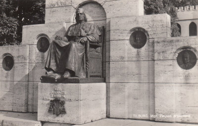 TILBURG - Mgr. Zwijsen Monument