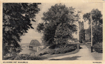 NIJMEGEN - Belvedère met Waalbrug