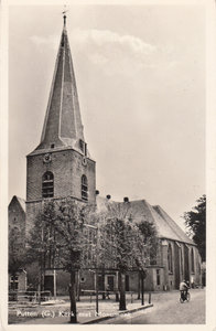 PUTTEN (G) - Kerk met Monument