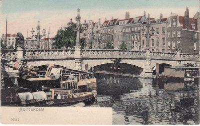 ROTTERDAM - Brug en haven