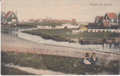 MARKEN - Gezicht over Marken