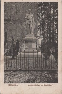BARNEVELD - Standbeeld Jan van Schaffelaar