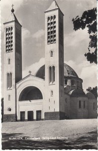 NIJMEGEN - Cenalkerk Heilig-Land-Stichting