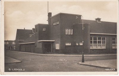 IJMUIDEN - O. L. School J.