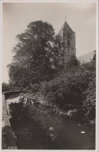 TIEL - Gezicht op de St. Maartenskerk vanaf de Hucht