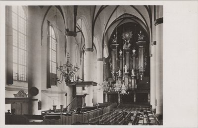 ELBURG - Interieur van de Ned. H. Kerk