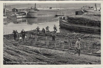 ZUIDERZEEWERKEN - Vervaardiging van een zinkstuk