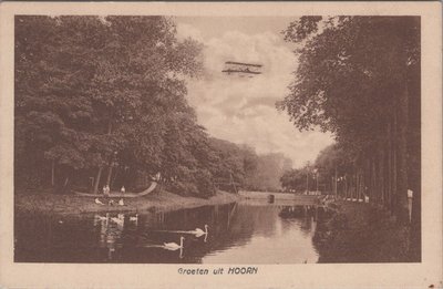 HOORN - Gezicht op gracht, groeten uit Hoorn