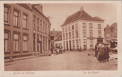 HATTEM - Op de Markt