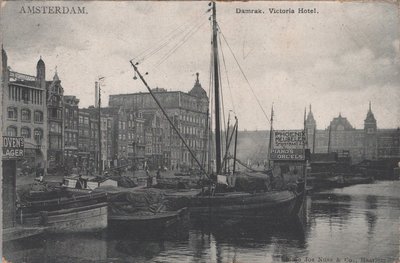 AMSTERDAM - Damrak. Victoria Hotel
