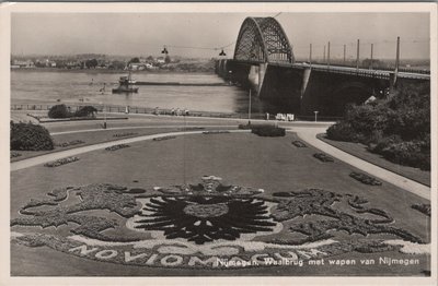 NIJMEGEN - Waalbrug met Wapen van Nijmegen