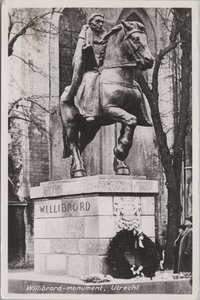 UTRECHT - Wilibrord-monument