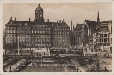 AMSTERDAM - Dam met Koninklijk Paleis