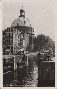 AMSTERDAM - Singel met Koepelkerk
