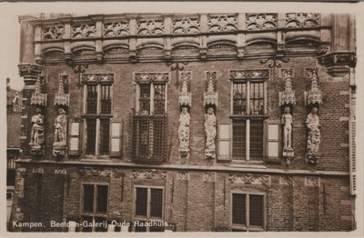 KAMPEN - Beelden-Galerij Oude Raadhuis