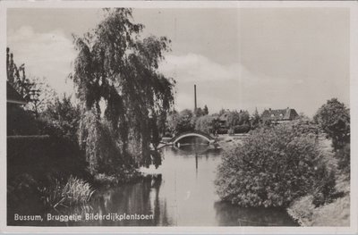 BUSSUM - Bruggetje Bilderdijkplantsoen