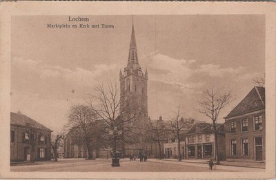 LOCHEM - Marktplein en Kerk met Toren