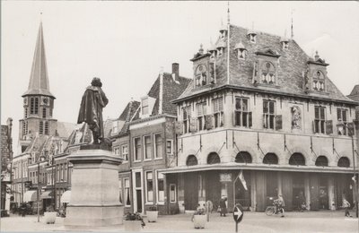 HOORN - Rodesteen met Waaggebouw (1609)