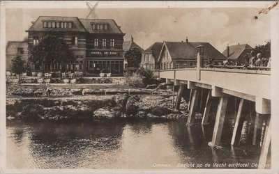 OMMEN - Gezicht op de Vecht en Hotel de Zon