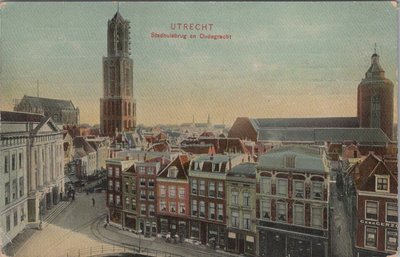 UTRECHT - Stadhuisbrug en Oudegracht