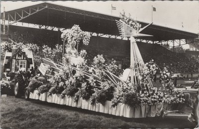 AALSMEER - Bloemencorso Aalsmeer Bloem en Operette Die Kaiserin