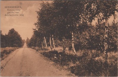 BEEKBERGEN - Koningsweg gezien van Arnhemsche weg