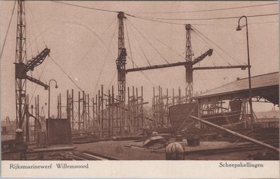 WILLEMSOORD - Rijksmarinewerf Willemsoord Scheepshellingen