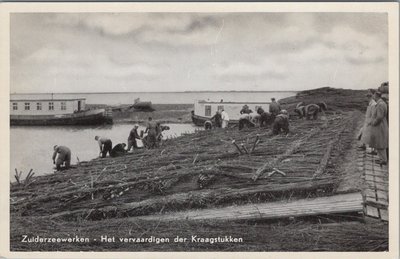 ZUIDERZEEWERKEN - Het vervaardigen der Kraagstukken