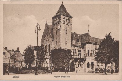 ZEIST - Gemeentehuis