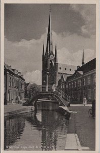 WOERDEN - Rijn met R. K. Kerk