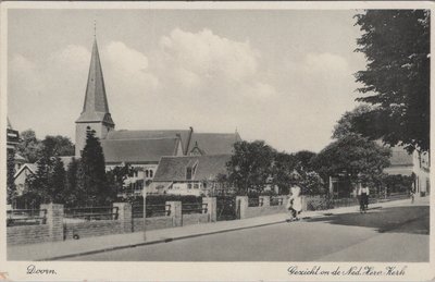 DOORN - Gezicht op de Ned. Herv. Kerk