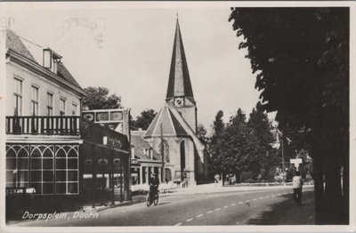 DOORN - Dorpsplein