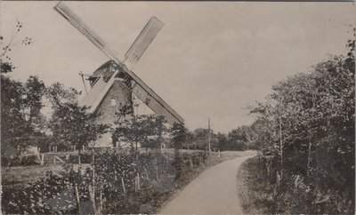 SCHOORL - Gezicht op Molen