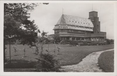 BEEKBERGEN - Troelstra-oord, Hoofdgebouw Zijaanzicht