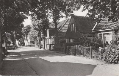 OTERLEEK - Dorpsgezicht, groeten uit Oterleek