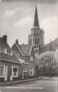 VOORSCHOTEN - Molenlaan met Dorpskerk