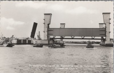 KRIMPEN A/D IJSSEL - De Stormvloedkering en de Algera-brug over de Hollanse IJssel