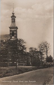 LEIDERDORP - Geref. Kerk met Pastorie