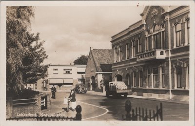 LEKKERKERK - Raadhuisplein