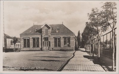 LEKKERKERK - Openbare School