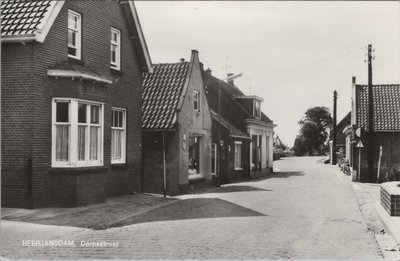 HEERJANSDAM - Dorpstraat