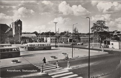 AMERSFOORT - Stationsplein