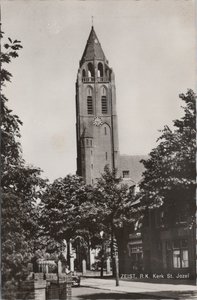 ZEIST - R. K. Kerk St. Jozef