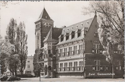 ZEIST - Gemeentehuis