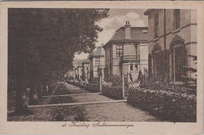 DOETINCHEM - De Kruisberg Ambtenaarswoningen