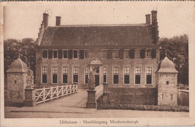 UITHUIZEN - Hoofdingang Menkemaborgh