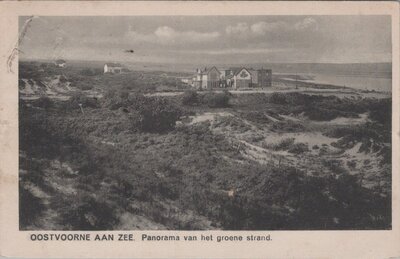 OOSTVOORNE AAN ZEE - Panorama van het groene strand