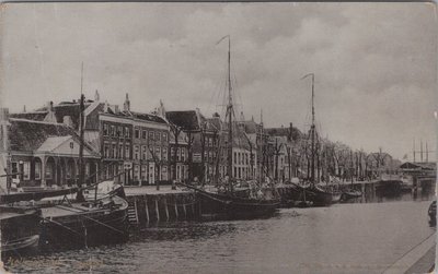 HELLEVOETSLUIS - Westkade