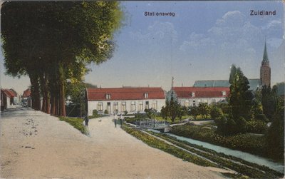 ZUIDLAND - Stationsweg